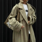 Manteau Long en Laine Cintrée et Élégante