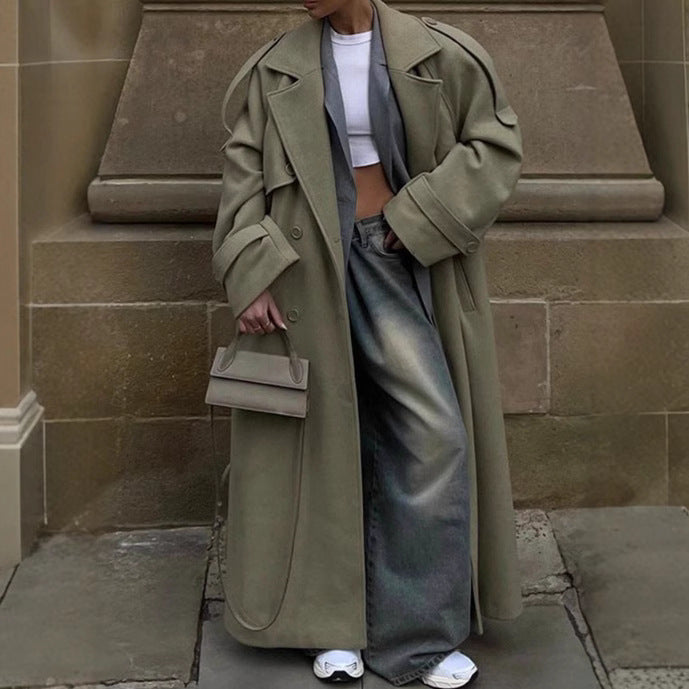 Manteau Long en Laine Cintrée et Élégante