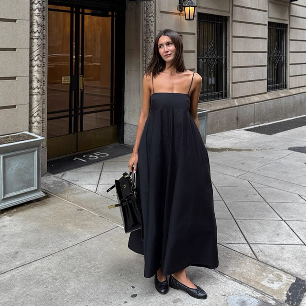 Robe Longue Noire Marivelle – Minimaliste et Élégante à Bretelles Fines