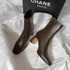 Bottes à Talons Carrés  – Élégance Minimaliste