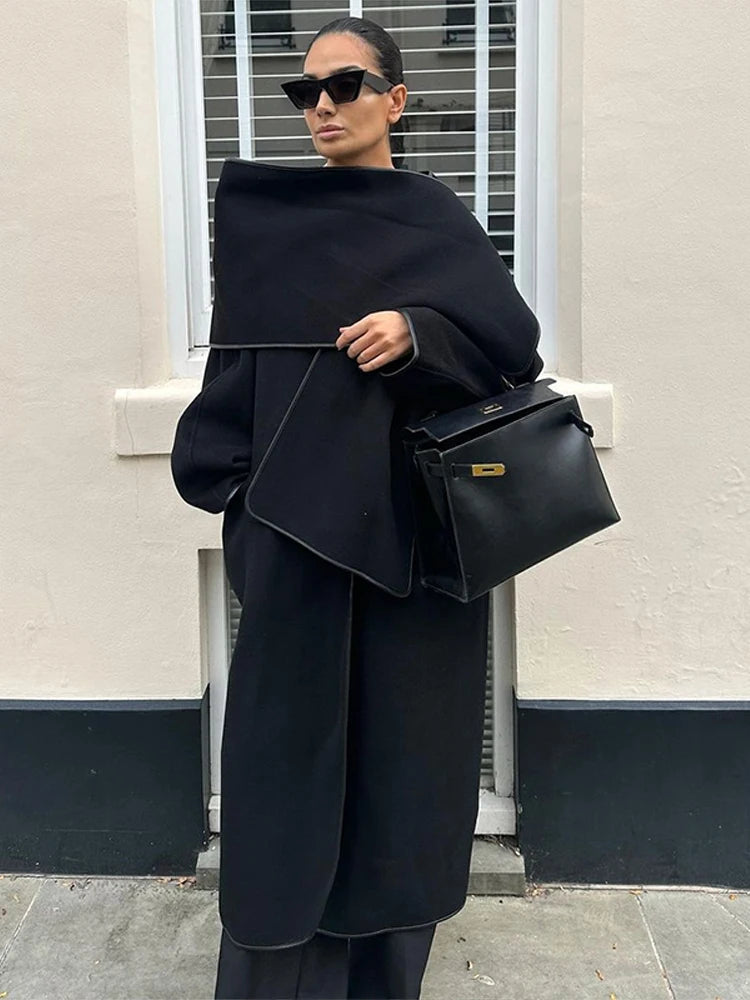 Manteau Écharpe en Laine Bordé de Cuir