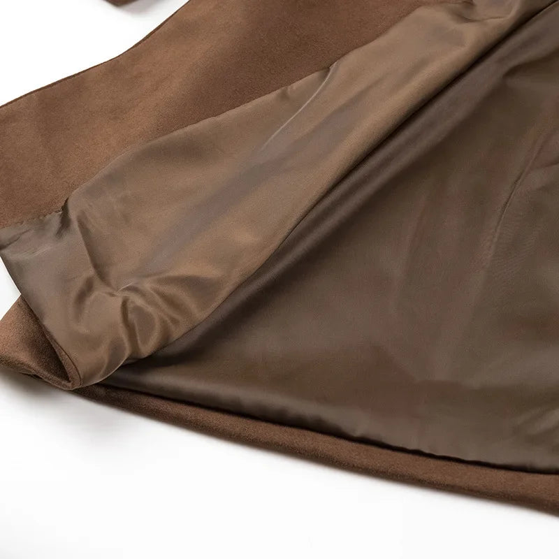 Manteau Camille - L'Audace Sensuelle en Velours et Suède