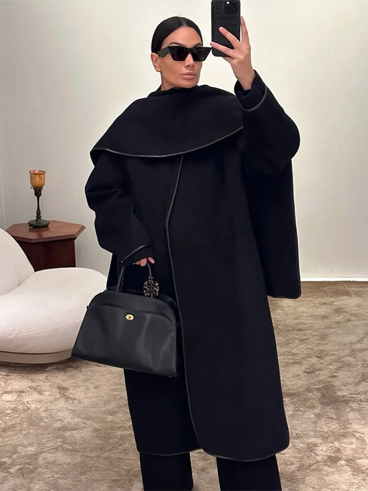 Manteau Écharpe en Laine Bordé de Cuir